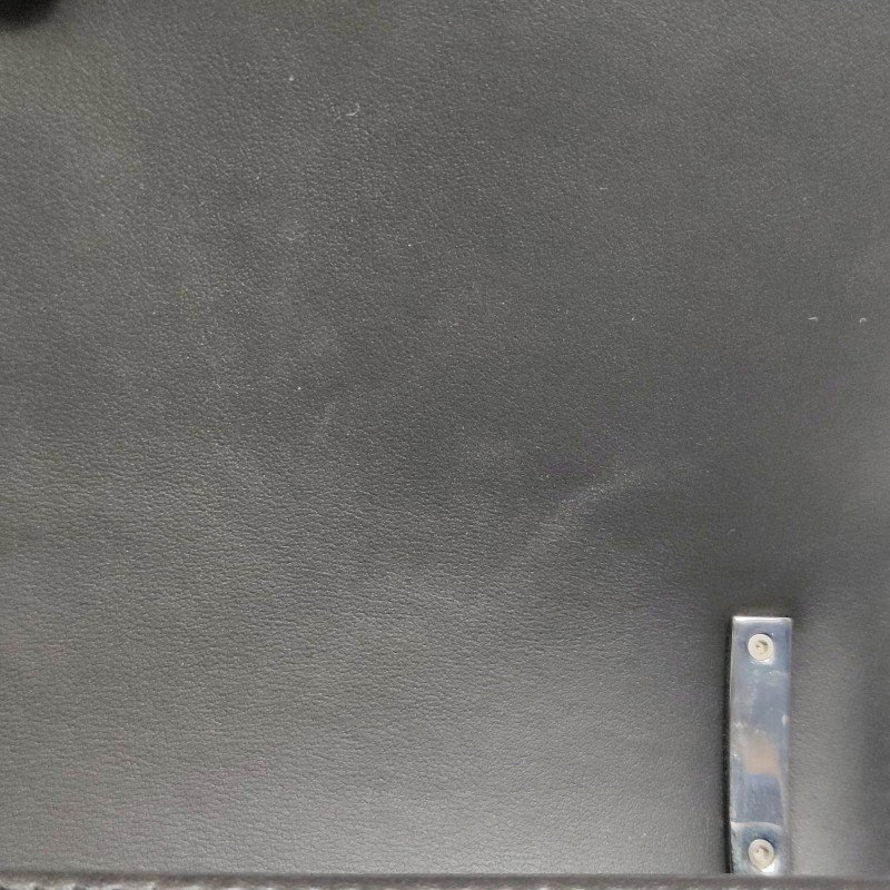 Burberry TB牛皮星星裝飾TB標識單肩包-9