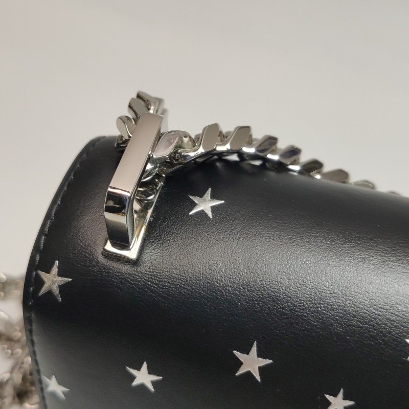 Burberry TB牛皮星星裝飾TB標識單肩包-12