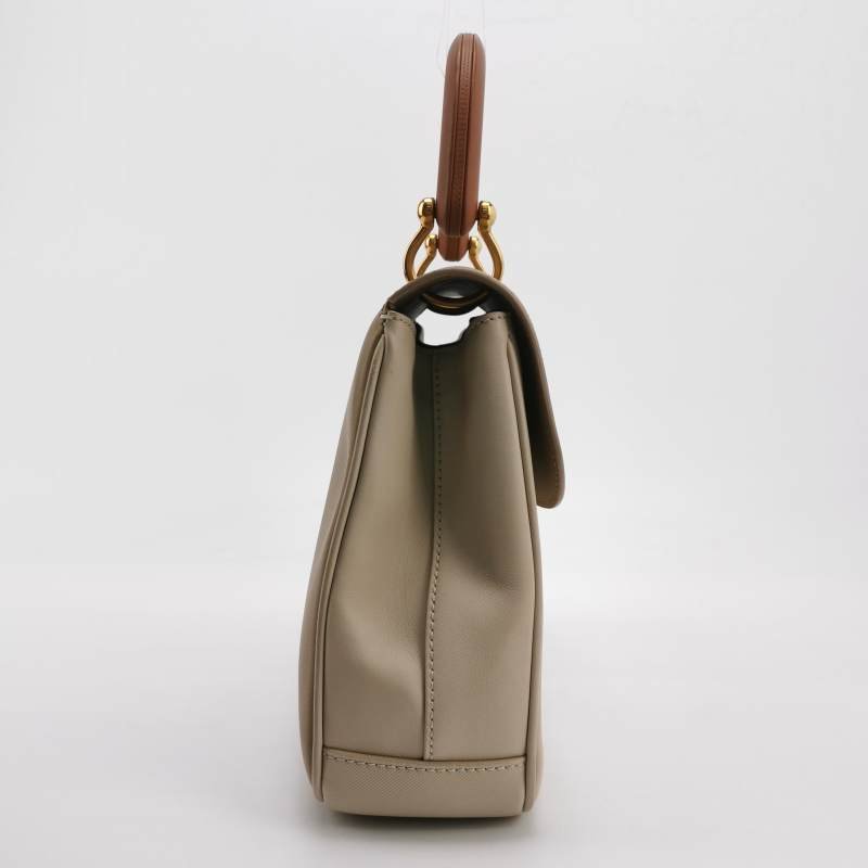 Burberry DK88中號牛皮拼色字母Logo鎖扣斜挎包-3