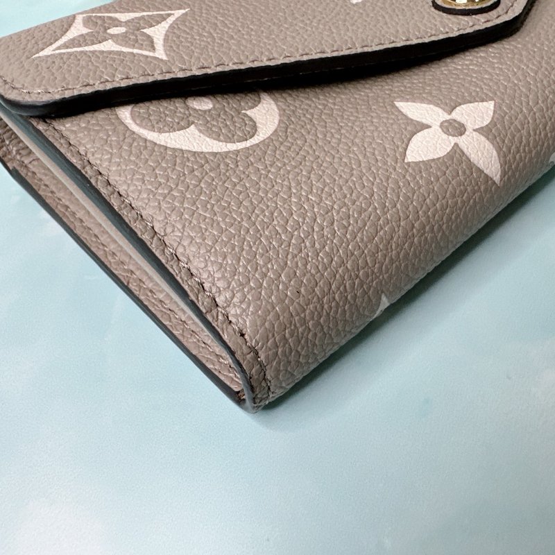 LV Sarah翻蓋長夾-8