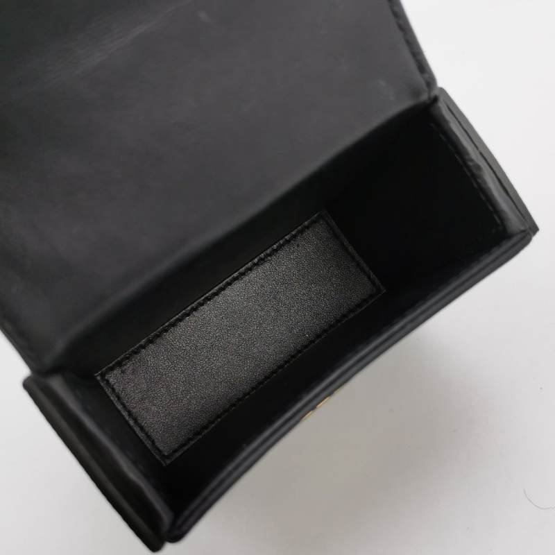 Celine Box Triomphe蜥蜴皮凱旋門Logo單肩包-6