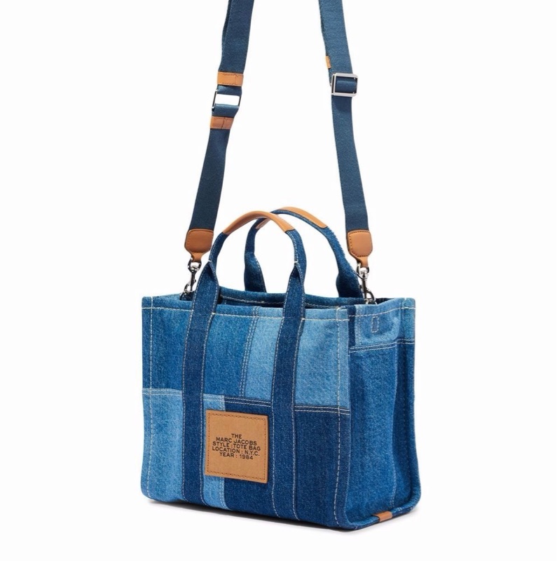 Marc Jacobs 女士 徽標印花設計單肩包均碼碼長：34cm，寬：15cm，高：27cm-1