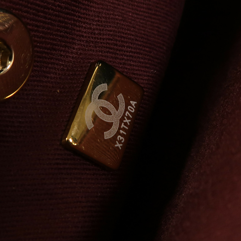 CHANEL 牛皮皮革Backpack金扣背包-6