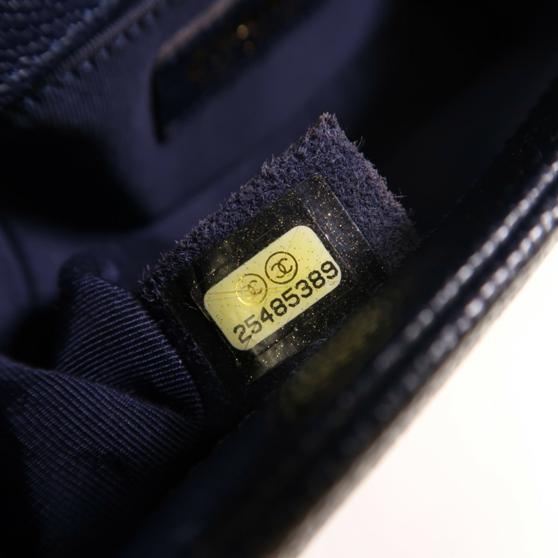 CHANEL 牛皮皮革Boy 20金扣鏈帶肩背袋-6