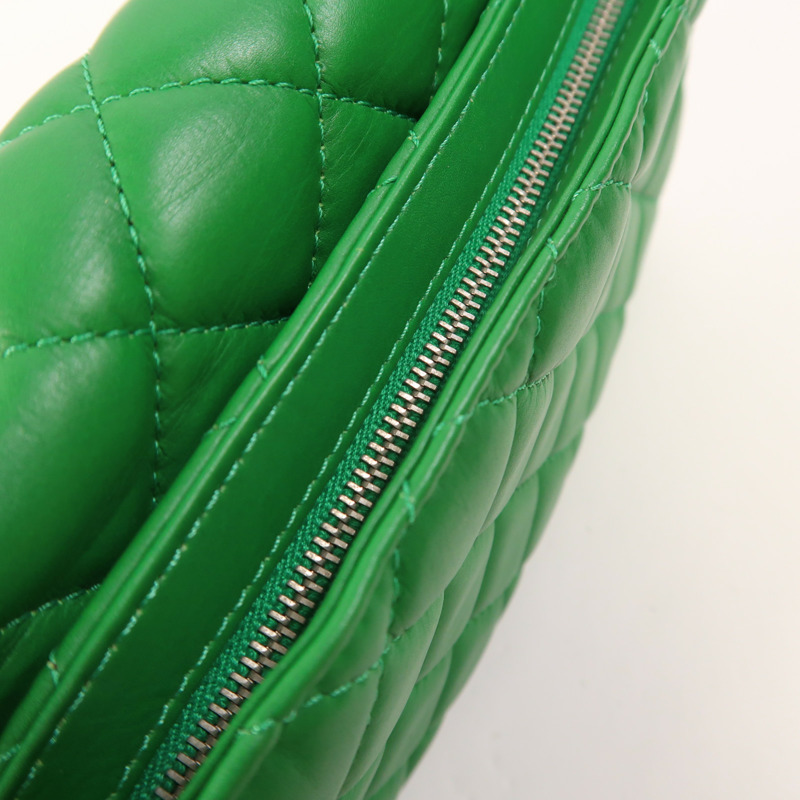 CHANEL 羊皮皮革Shoulder Bag銀扣鏈帶肩背袋-17