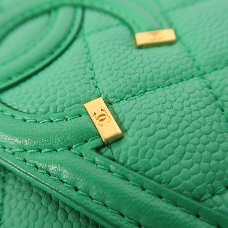 CHANEL 牛皮皮革Chain Shoulder金扣鏈帶肩背袋-15