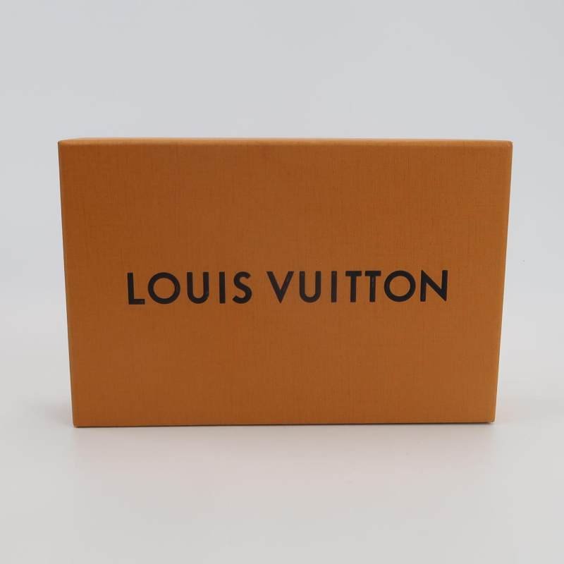 Louis Vuitton(LV)Capucines迷你牛皮純色金屬搭扣錢包-7