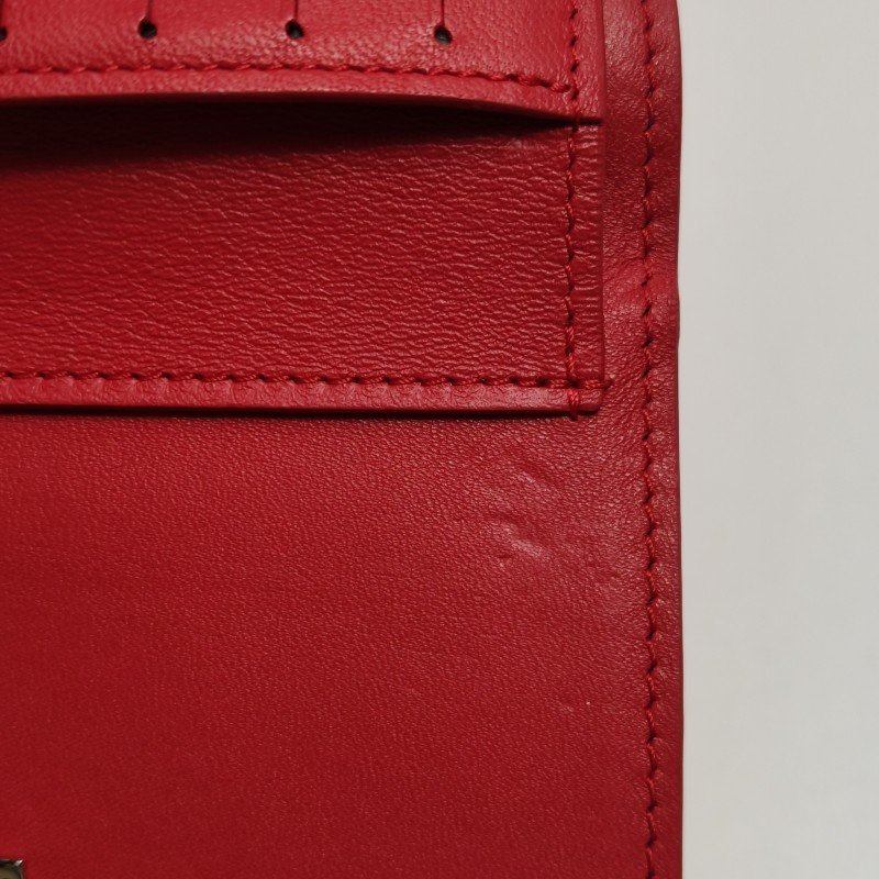 Louis Vuitton(LV)Capucines迷你牛皮純色金屬搭扣錢包-16