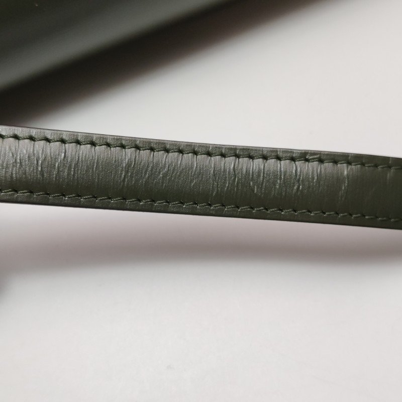 Celine Classic Box豆腐包中號牛皮純色按壓式鎖扣單肩包-21