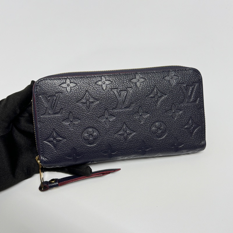 【超！級！新】 LV M61864 全牛皮壓紋 立體老花 長夾（專櫃38,800）-3