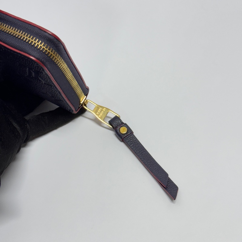 【超！級！新】 LV M61864 全牛皮壓紋 立體老花 長夾（專櫃38,800）-5