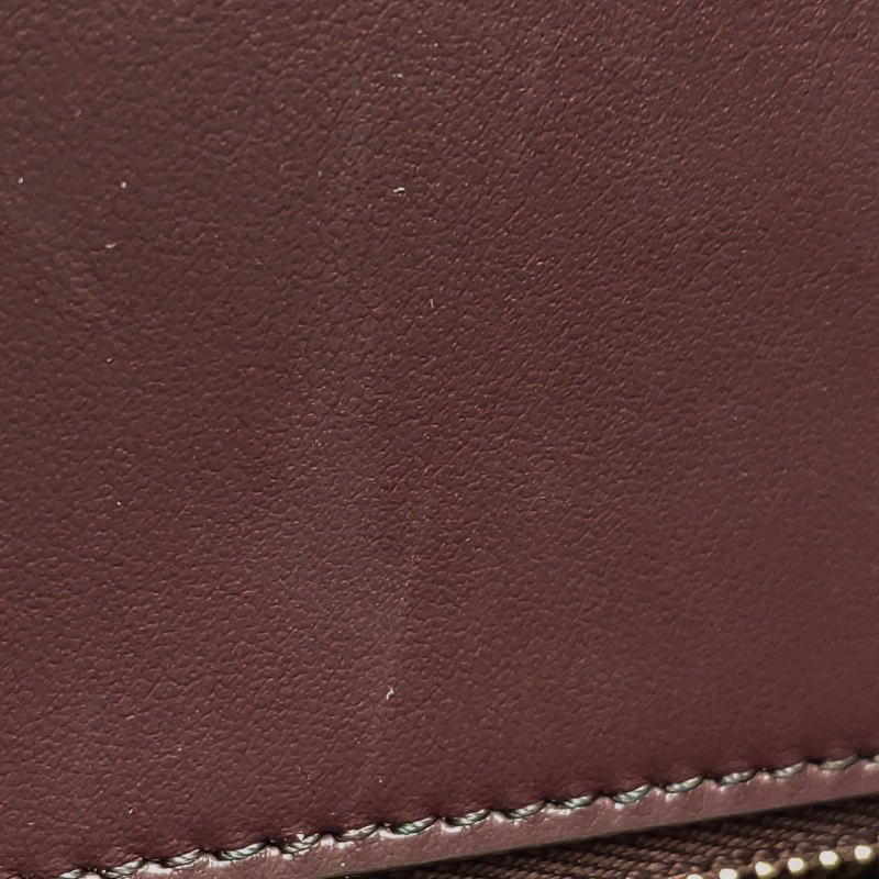 Burberry Hazelmere牛皮純色字母logo斜挎包單肩包-13