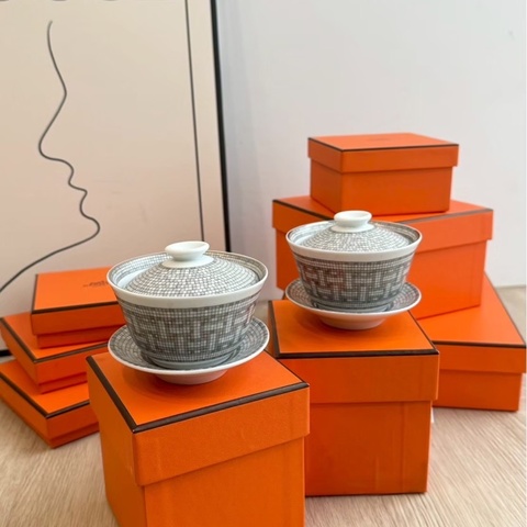 Hermes 馬賽克茶杯組