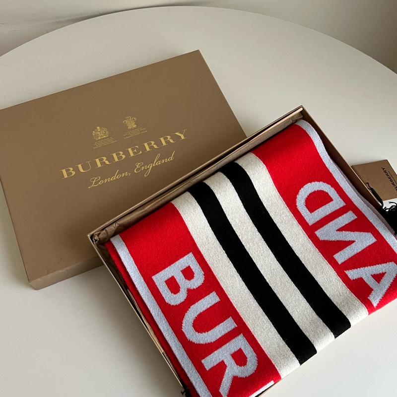 Burberry 羊毛英文LOGO圍巾（紅白條紋）-1
