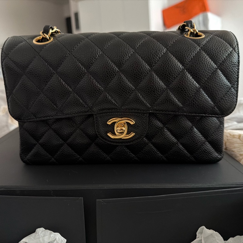 芯片款Chanel CF 23cm粒紋小牛皮黑金-5