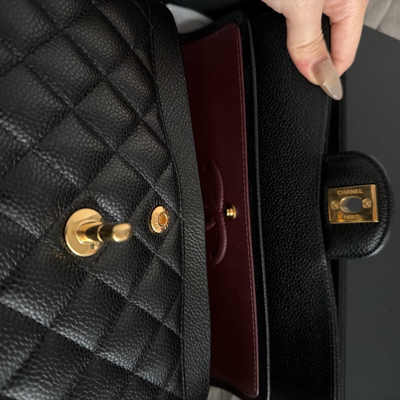 芯片款Chanel CF 23cm粒紋小牛皮黑金-9