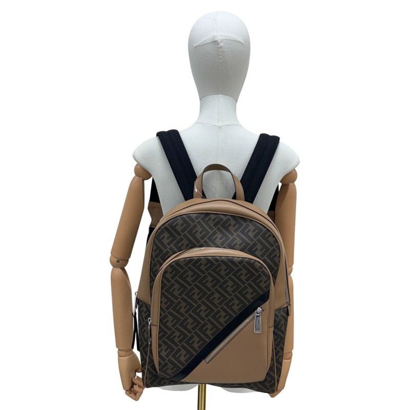 棕色 皮革 FF LOGO 後背包【FENDI 芬迪】  7VZ074-7