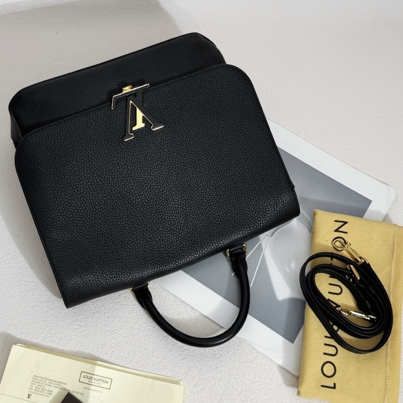 【近新閒置品】Louis Vuitton 路易威登 LV Volta 黑金牛皮郵差包手提單肩斜挎包-2