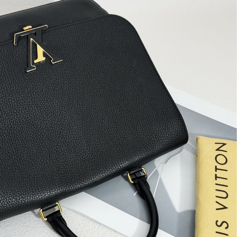 【近新閒置品】Louis Vuitton 路易威登 LV Volta 黑金牛皮郵差包手提單肩斜挎包-5