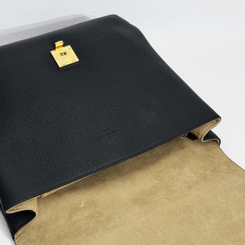 【近新閒置品】Louis Vuitton 路易威登 LV Volta 黑金牛皮郵差包手提單肩斜挎包-9