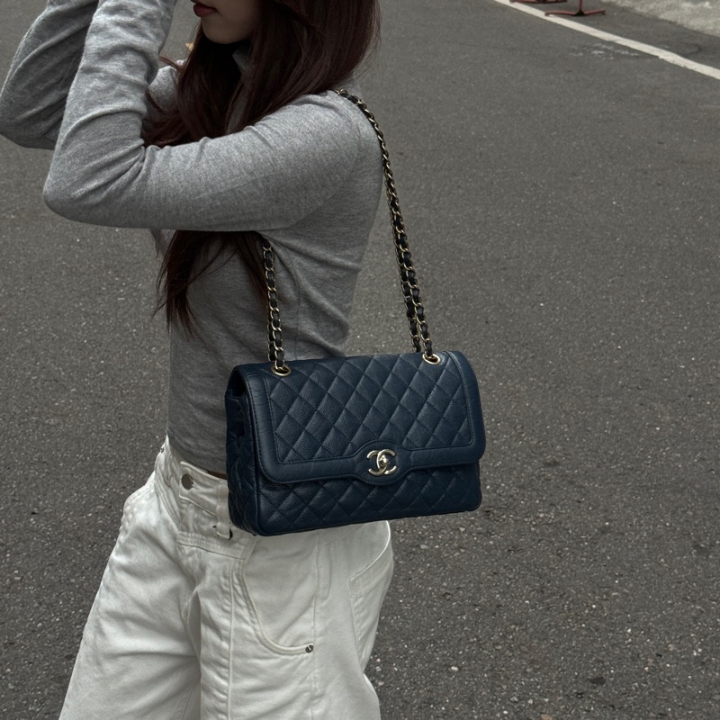 【極新🎁】 Chanel Diana 黛妃包 魚子醬牛皮 （專櫃最新24.6萬）-17