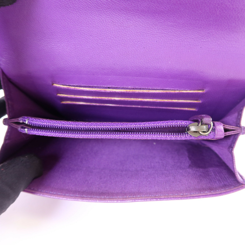 CHANEL 羊皮皮革Boy Bifold Wallet銀扣錢包-4