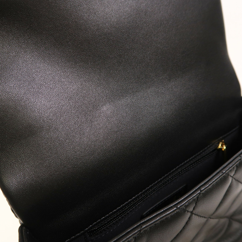 CHANEL 羊皮皮革Shoulder Bag金扣鏈帶肩背袋-16