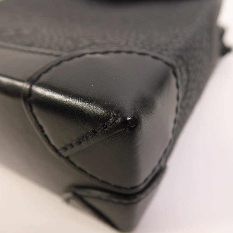LOUIS VUITTON Monogram Taurillon Nano Steamer肩背袋-8