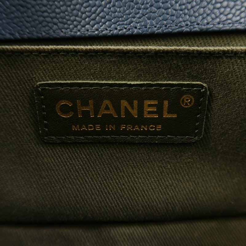 CHANEL 牛皮皮革Boy 20金扣鏈帶肩背袋-5