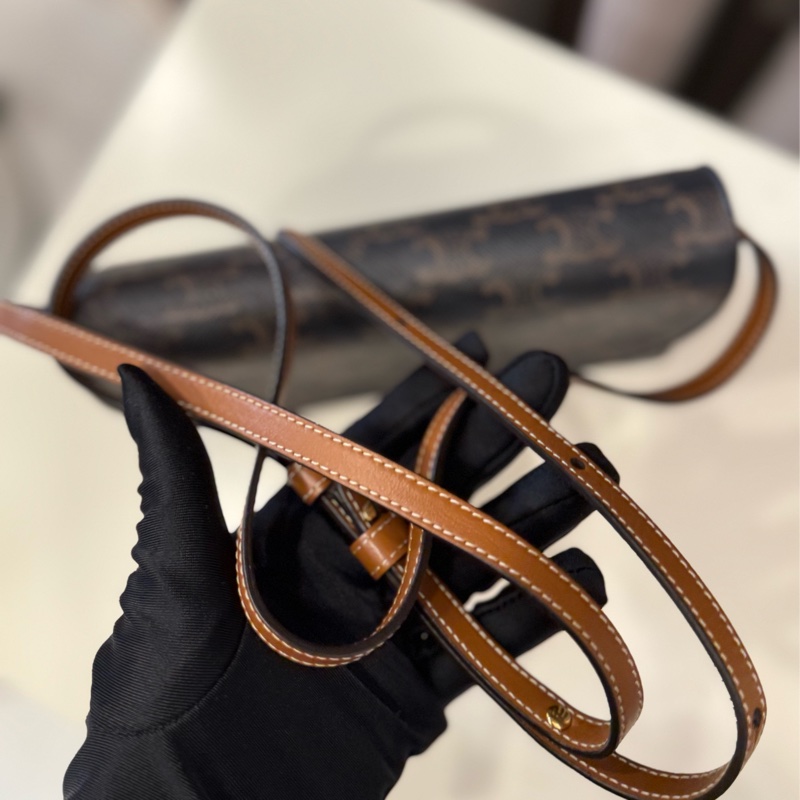 Celine triomphe經典老花翻蓋woc-6