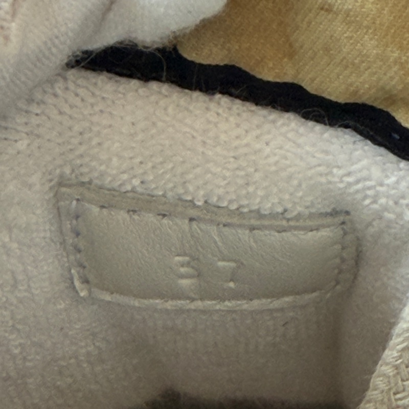 914intheair精品代購『保留中』Gucci GG 小花珠珠髒髒鞋小白鞋低筒運動鞋-11