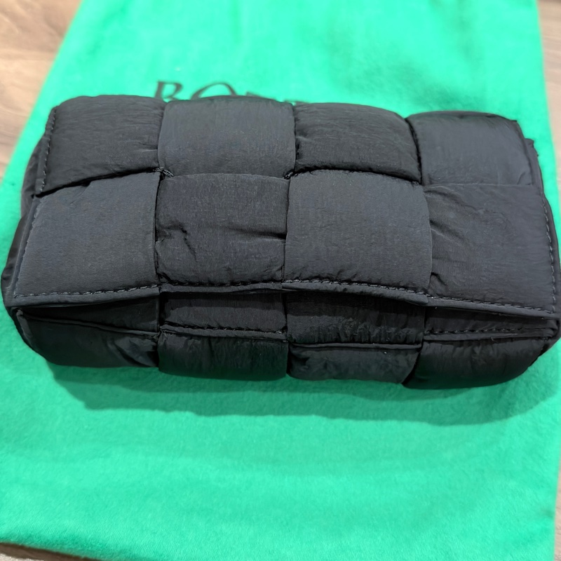 BOTTEGA VENETA🖤編織空氣尼龍包-1