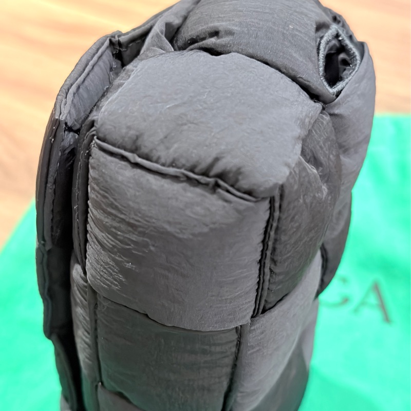 BOTTEGA VENETA🖤編織空氣尼龍包-2