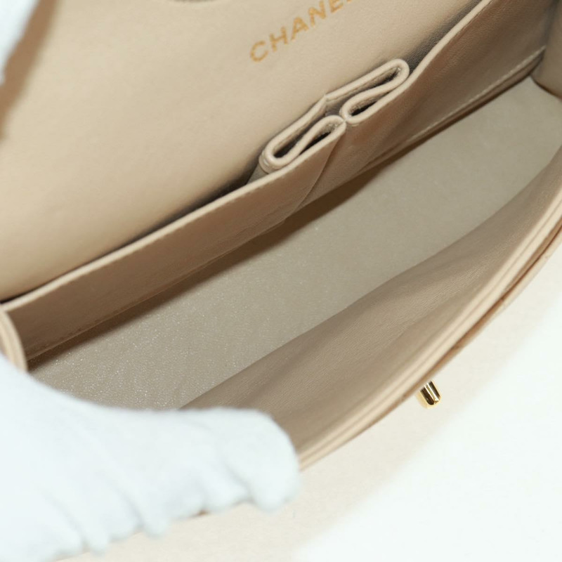 【日本直送】香奈兒 (CHANEL) 絎縫鏈條單肩包，羊皮材質，米色，金色雙C標誌，貨號 157554SM-21