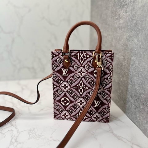 💗香緹國際精品💗 690 LV 1854 Petit sac plat 小琴譜包