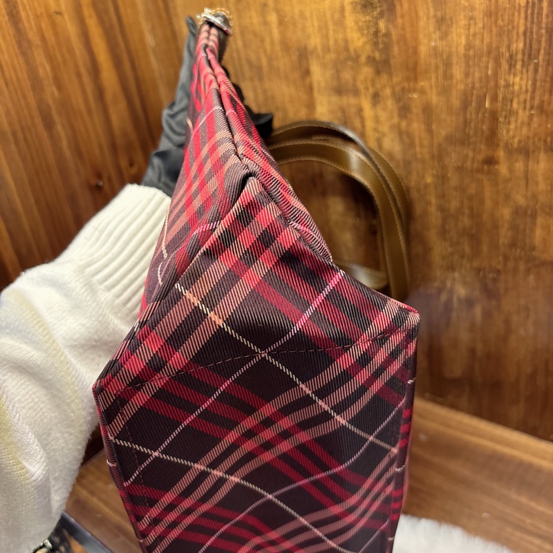 Burberry 格紋托特包-4