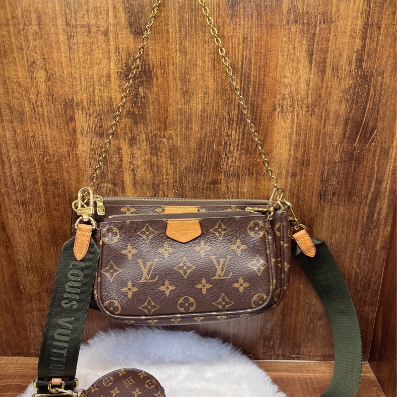 Louis Vuitton Multi Pochette Accessoires 手袋-0