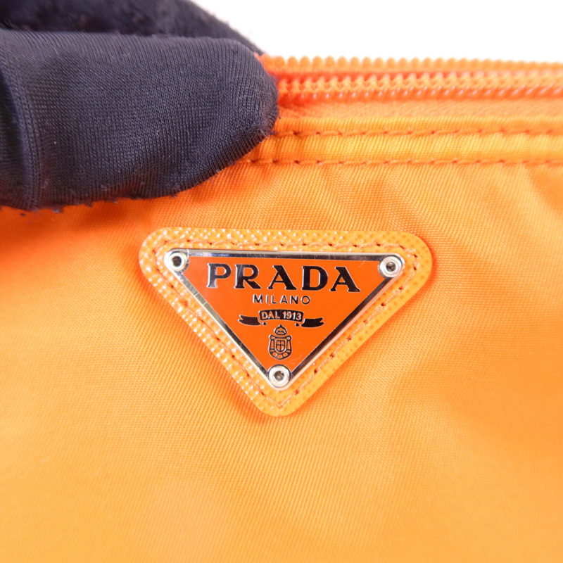 PRADA 尼龍Pouch銀扣小袋-6
