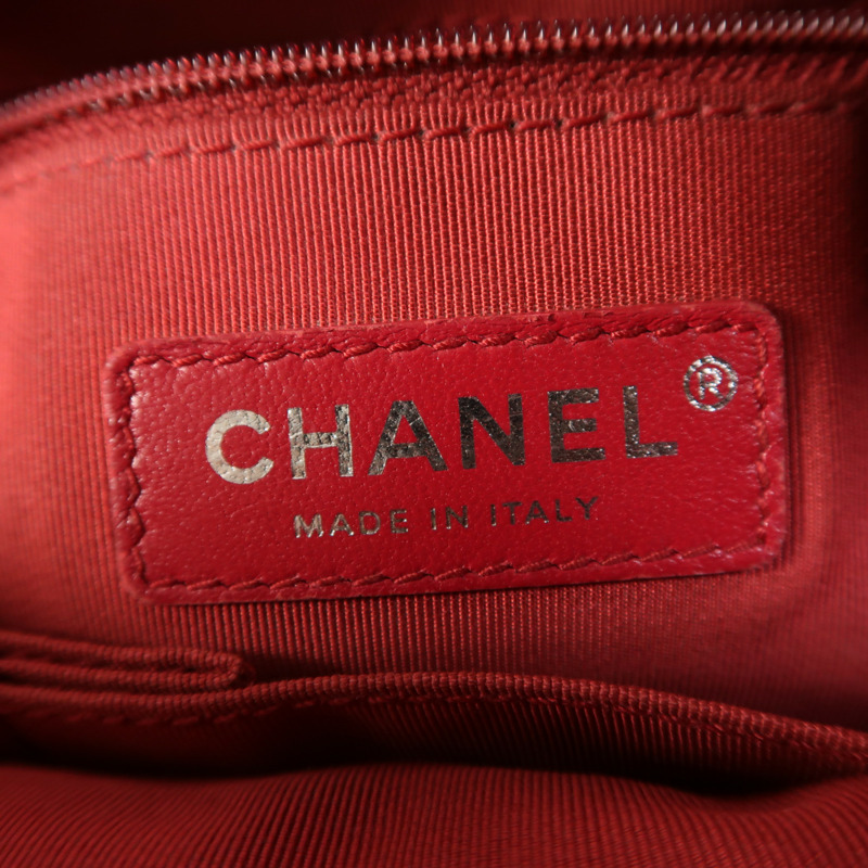 CHANEL 牛皮皮革Gabrielle Medium鏈帶肩背袋-5