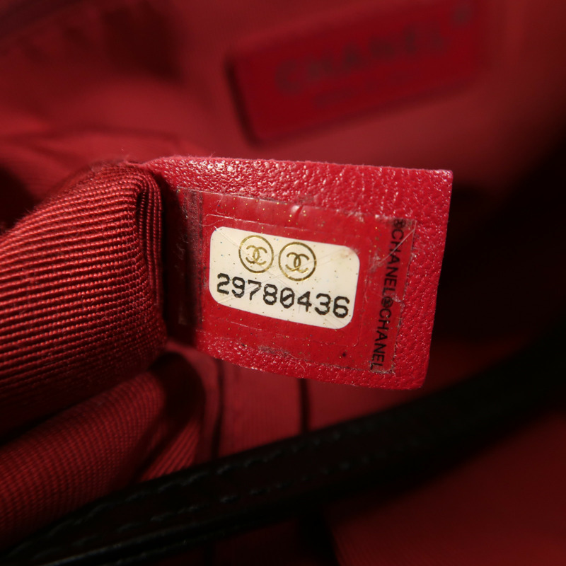 CHANEL 牛皮皮革Gabrielle Medium鏈帶肩背袋-6