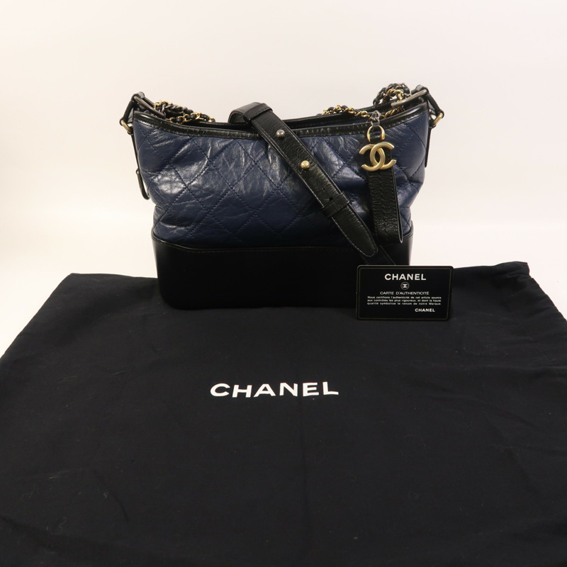 CHANEL 牛皮皮革Gabrielle Medium鏈帶肩背袋-9