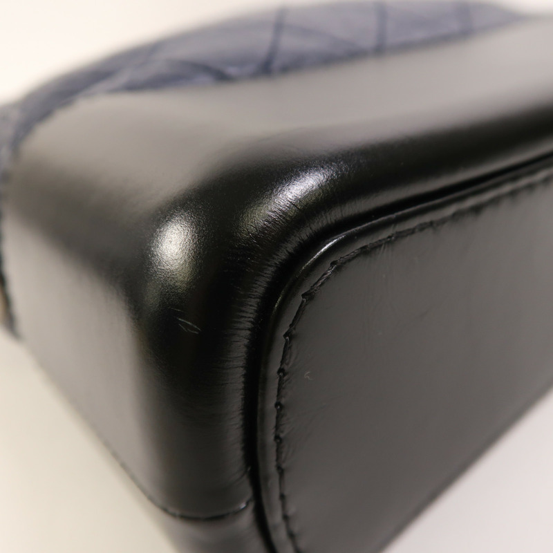 CHANEL 牛皮皮革Gabrielle Medium鏈帶肩背袋-11