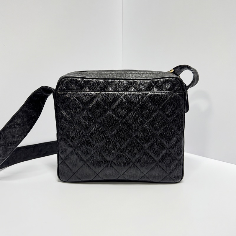 【超！級！新】 Chanel 黑金魚子醬牛皮 豆腐包 （專櫃26.4萬）-1