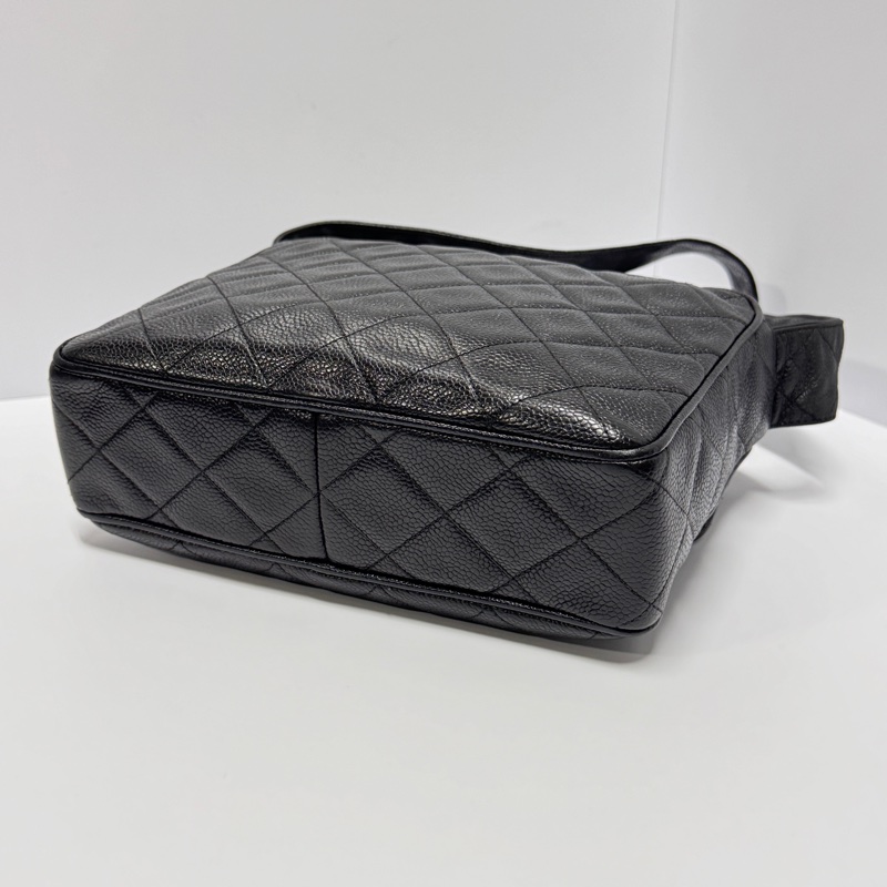 【超！級！新】 Chanel 黑金魚子醬牛皮 豆腐包 （專櫃26.4萬）-11