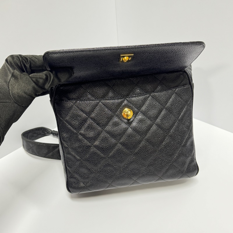 【超！級！新】 Chanel 黑金魚子醬牛皮 豆腐包 （專櫃26.4萬）-16
