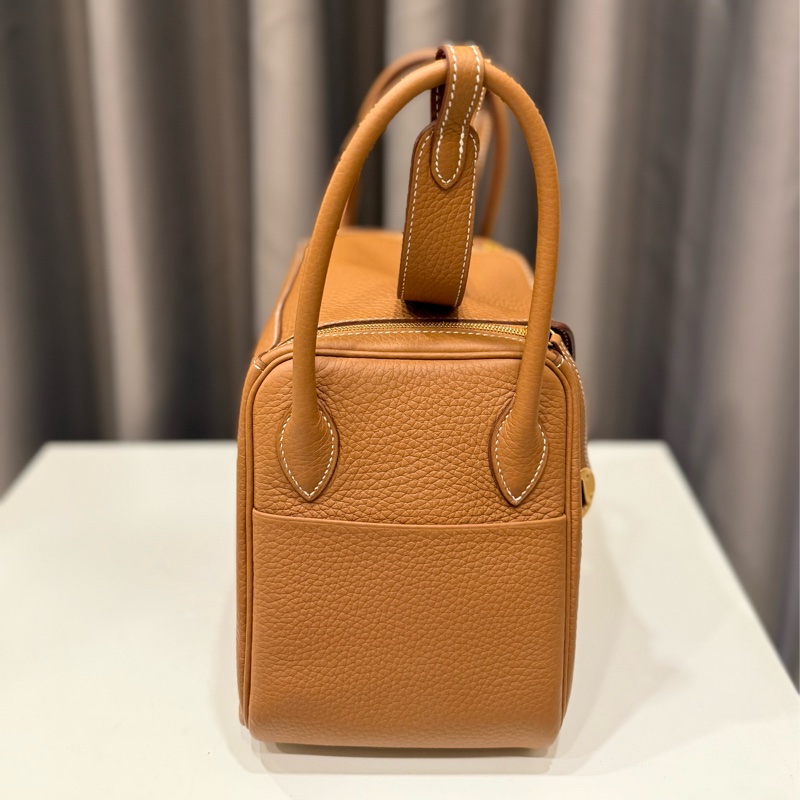 （極新甜價美包）Hermes 愛馬仕lindy26 金棕w刻-2