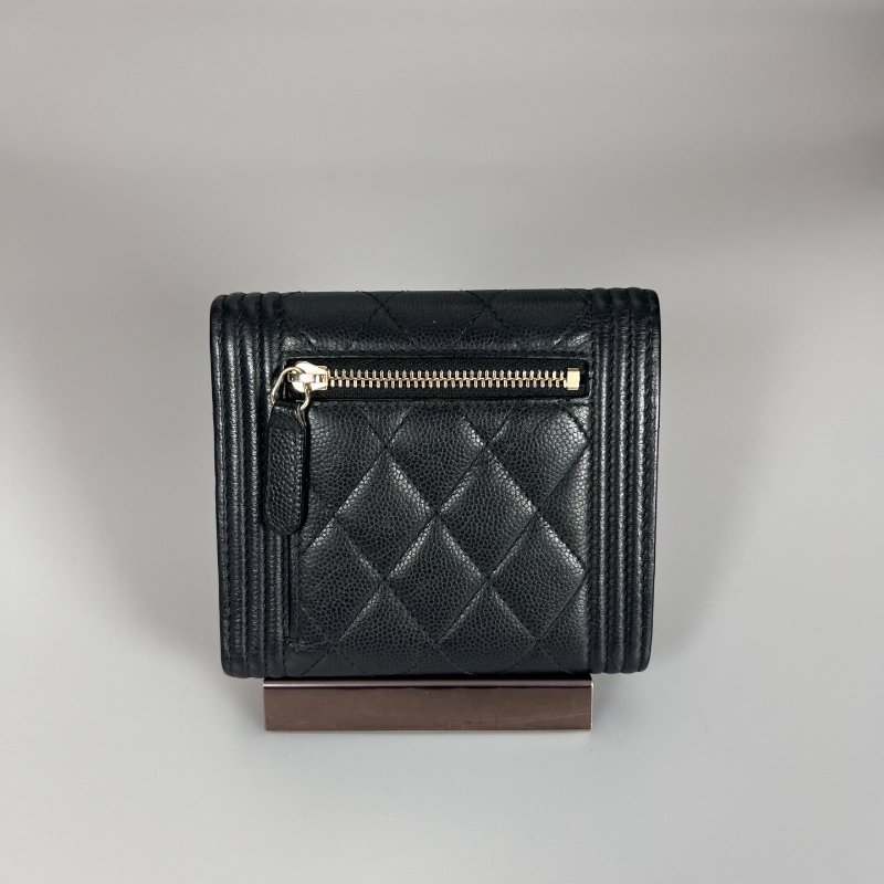 CHANEL BOY荔枝三折短夾 黑金 23開-1