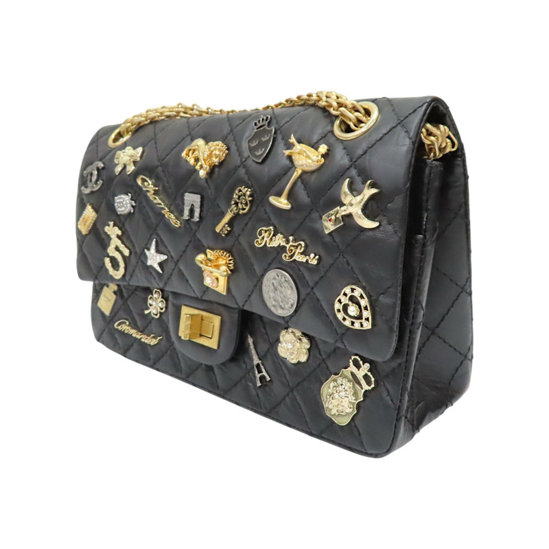黑色 菱格紋 牛皮 Lucky Charms 2.55 限量徽章包 肩背包【CHANEL 香奈兒】 A37586-2