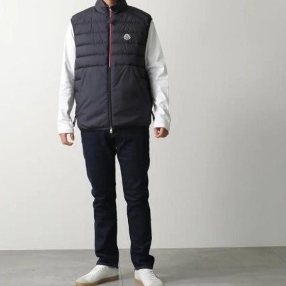 💎Han's house精品服飾💎 moncler Rabuons 消光 羽絨  背心-7