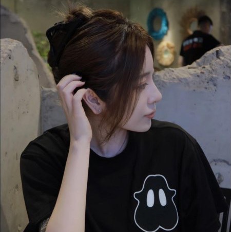 💎Han's house精品服飾💎 Burberry 精靈 短T T恤 短袖-1